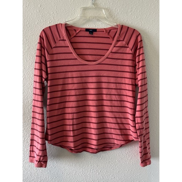 GAP Tops - Vintage Y2K Gap Women's T-Shirt Size L Long Sleeve Scoop Neck Striped Pink